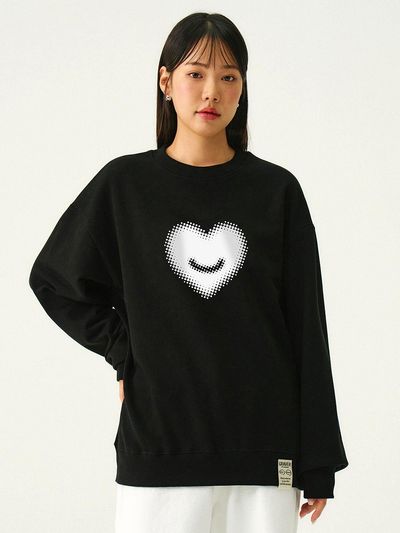 GRAVER Unisex Dot Heart Cotton Blend Sweatshirt [Black]