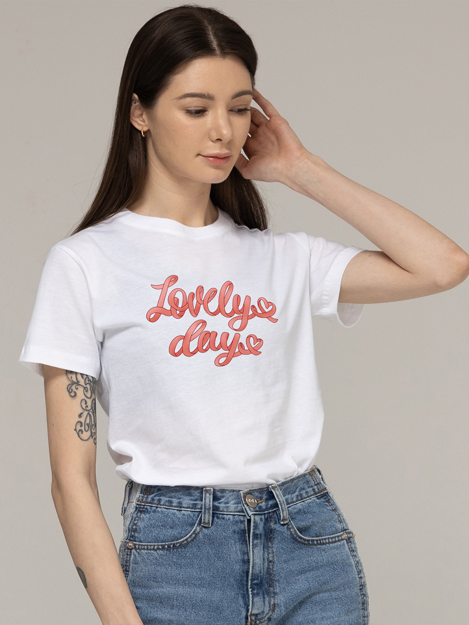 GRAVER [WOMAN] Ribbon Typography Heart Slim T-shirt_White