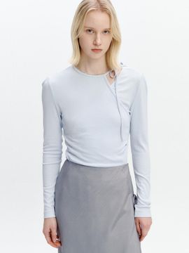 GRAYDATION Asymmetric Strap T-blouse [LIGHT BLUE]