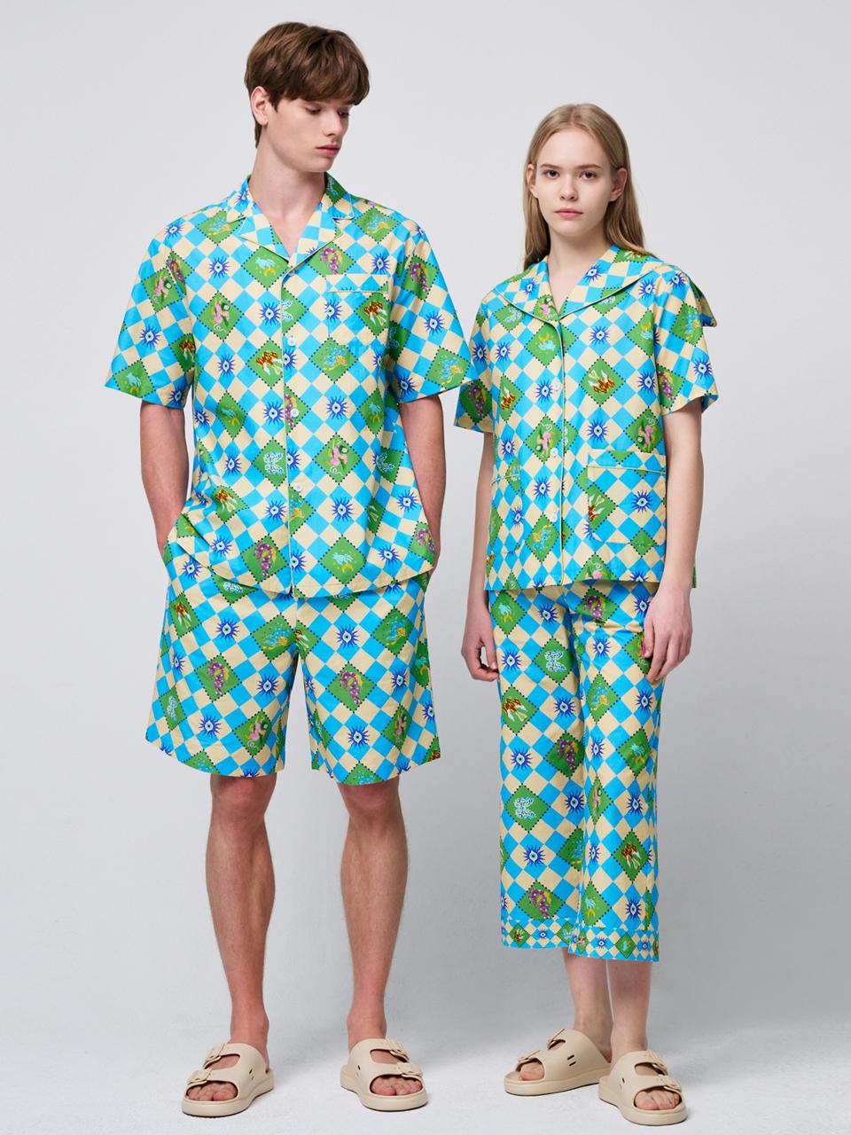 GRAYDATION Square Story Pajama Set Men's and Women's SET