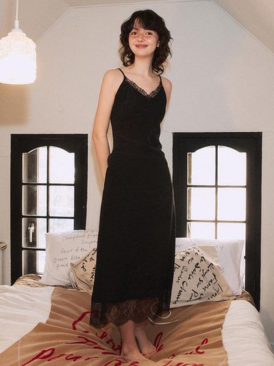 GREENBUTTER Silky Jacquard Lace Dress [Black]
