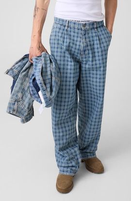 GUESS GUESS Laser Plaid Pleated Super Baggy Jeans