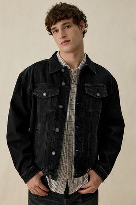 GUESS JEANS GUESS JEANS Oversized Trucker Jacket in Naveena Black, Men's at Urban Outfitters