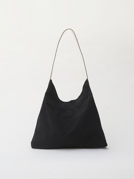 Gumi Cloud Bag (Black)