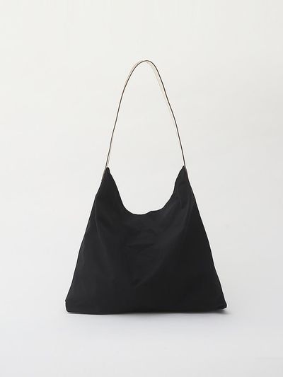 Gumi Cloud Bag (Black)