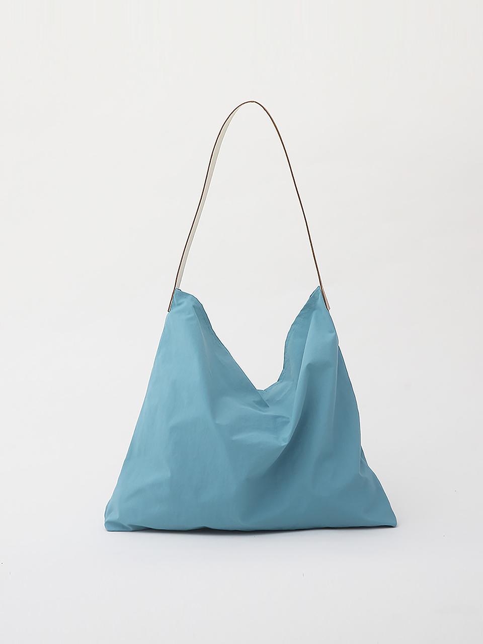Gumi Cloud Bag (Sky Blue)
