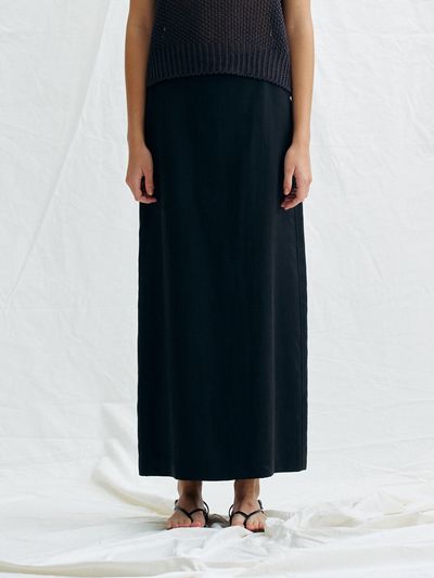 H8 Kate Skirt (Black)