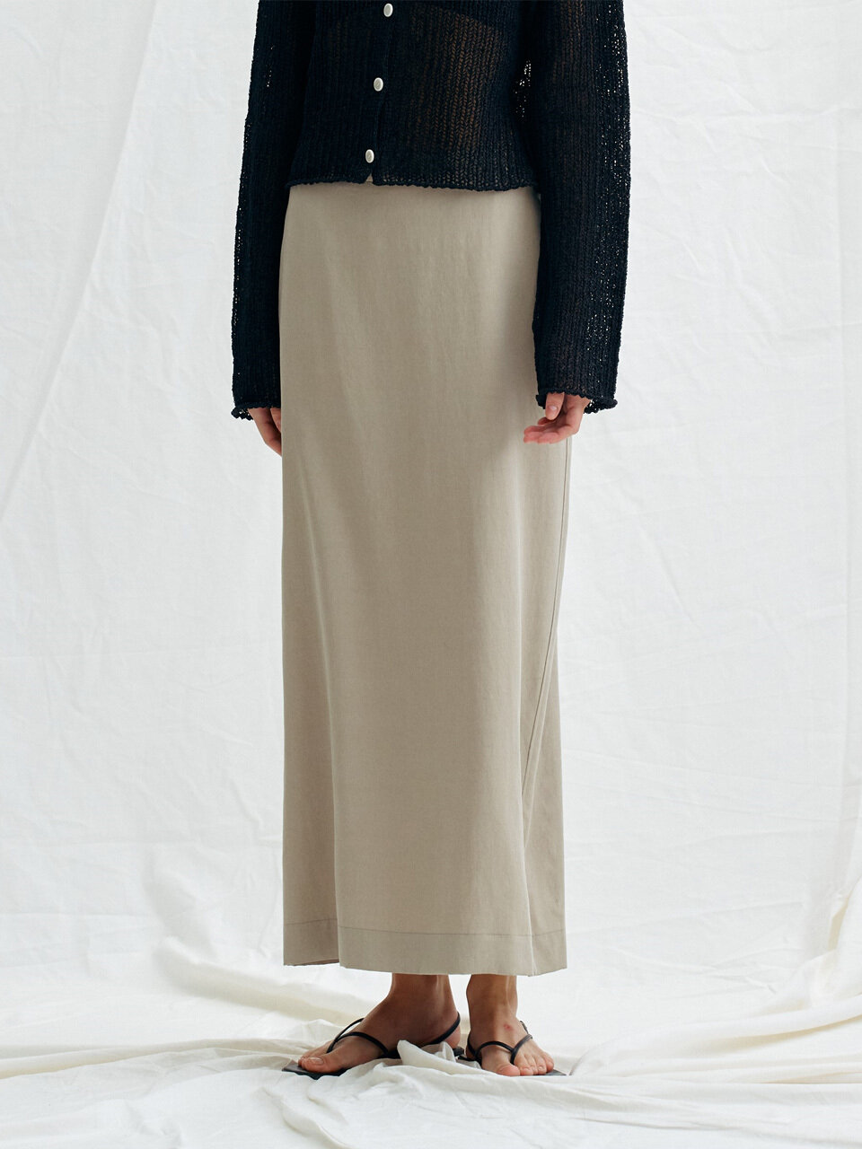 H8 Kate Skirt (Dust)
