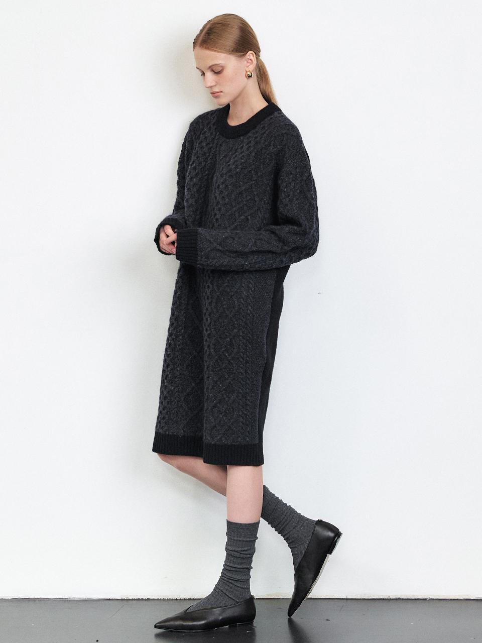 HACIE MERINO WOOL BLENDED HAIRY KNIT DRESS [WHITE] [BLAC