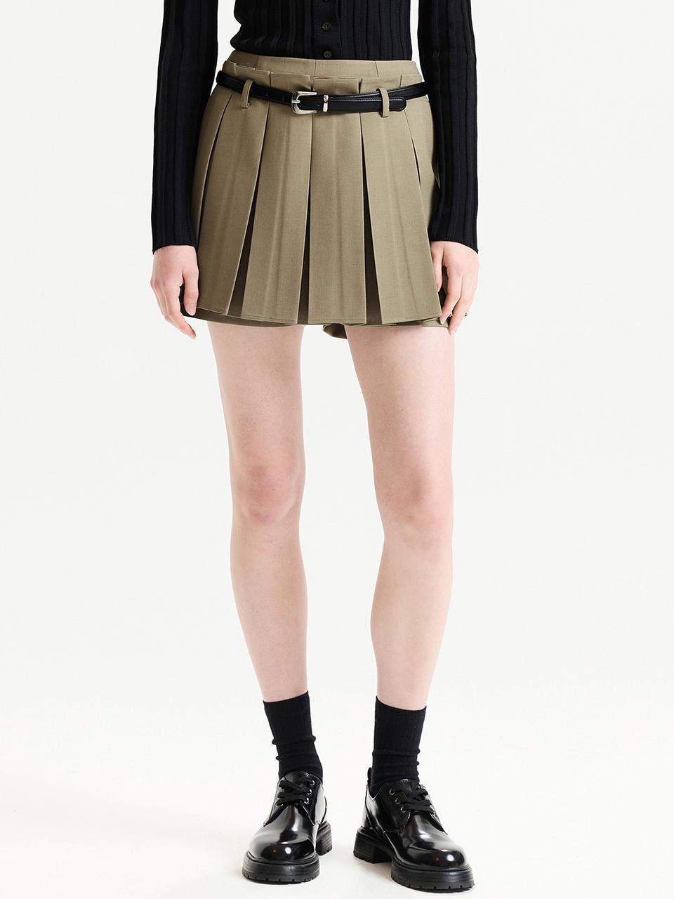 HAE BY HAEKIM Belted Pleats Shorts_Beige