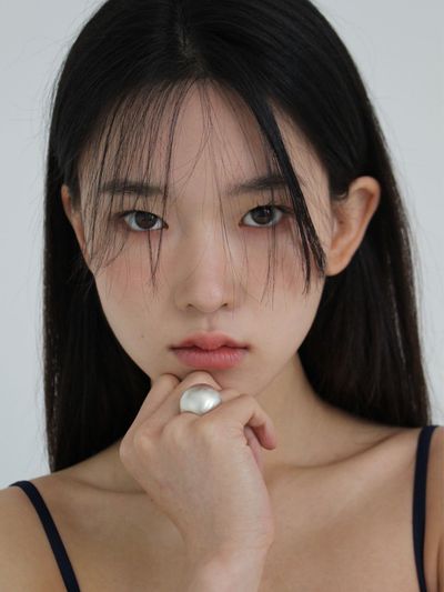 HAE One Sided Sphere Ring