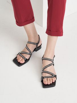 Hailey HJ23027 Sandal_Black