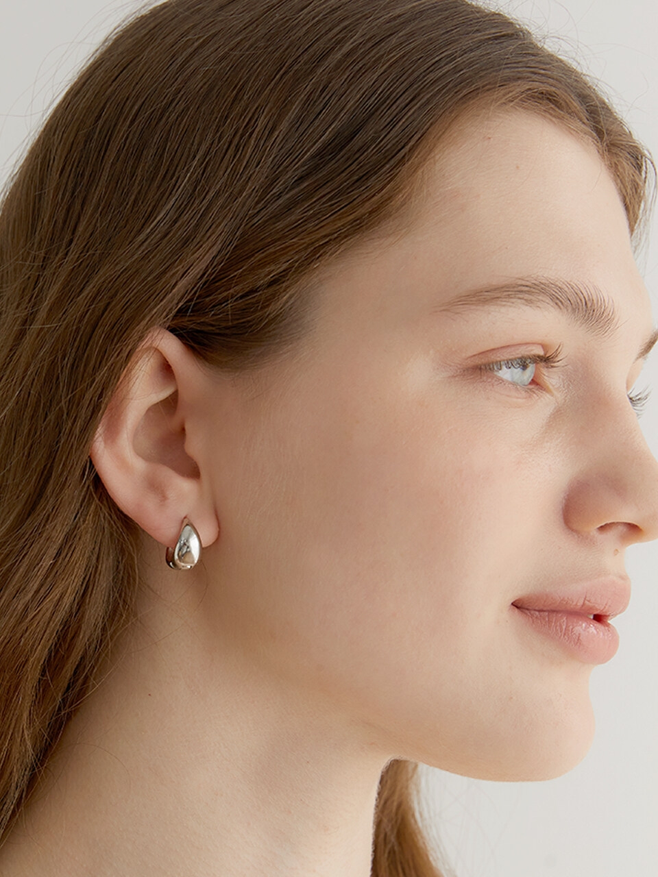 halden Bold Oblique Hoop Earrings_Silver