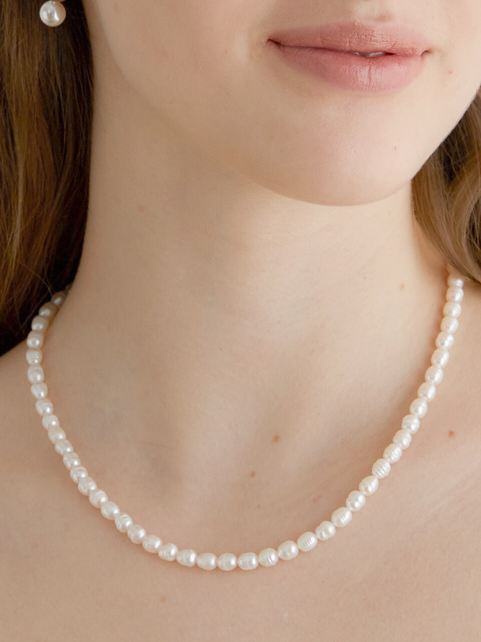 halden Natural Freshwater Pearl Necklace (6MM)