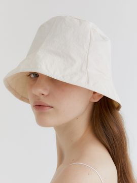 halden Nylon Rustle Bucket Hat C004