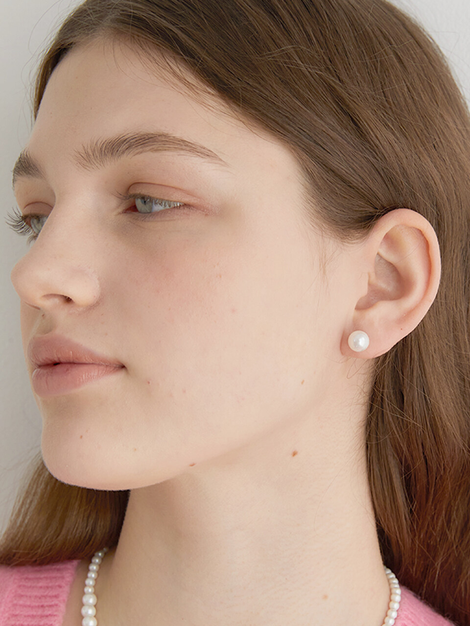 halden Simple Swarovski Pearl Earrings (8MM)