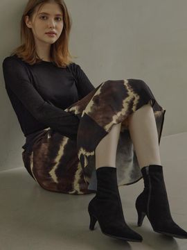 halte allez Suede Chic Span Ankle Boots