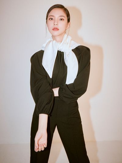 HANAVO No. 4 Top - Black
