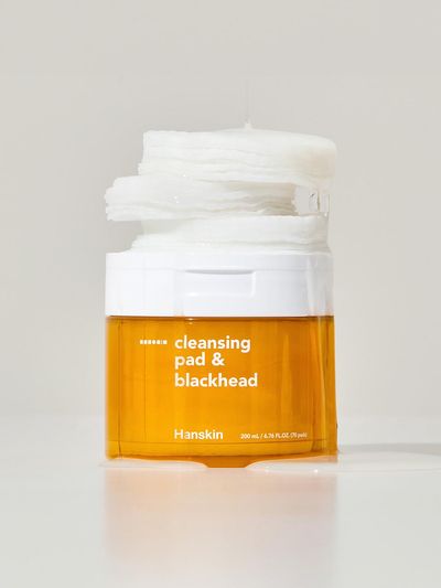 HANSKIN Hanskin Cleansing Pad and Black Head 70 Sheets