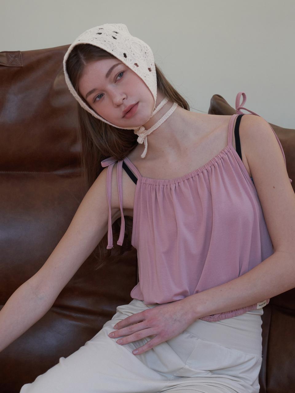 HAPPY YOGIS Cosmo Shirring Soft Yoga Top [Sand Pink]