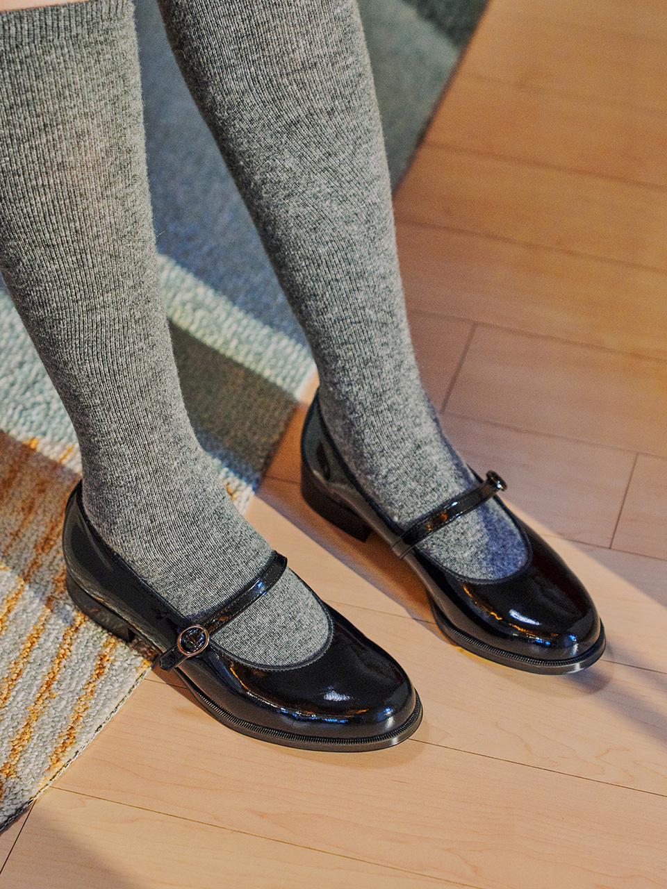 HARUTA Patent Leather Round Toe Mary Jane Shoes [Black] (SF341B_E)