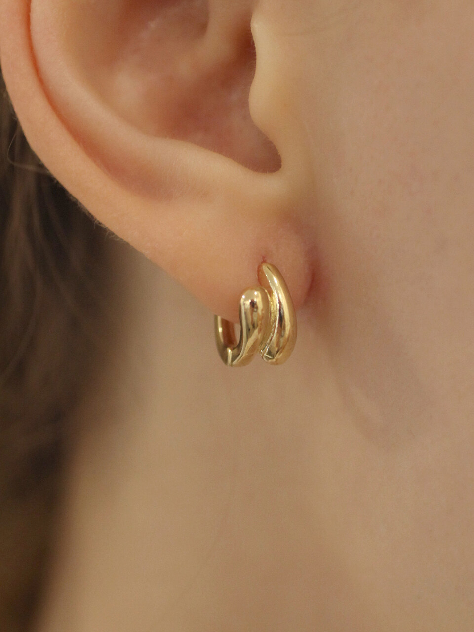 HAS Angel One-Touch Earrings