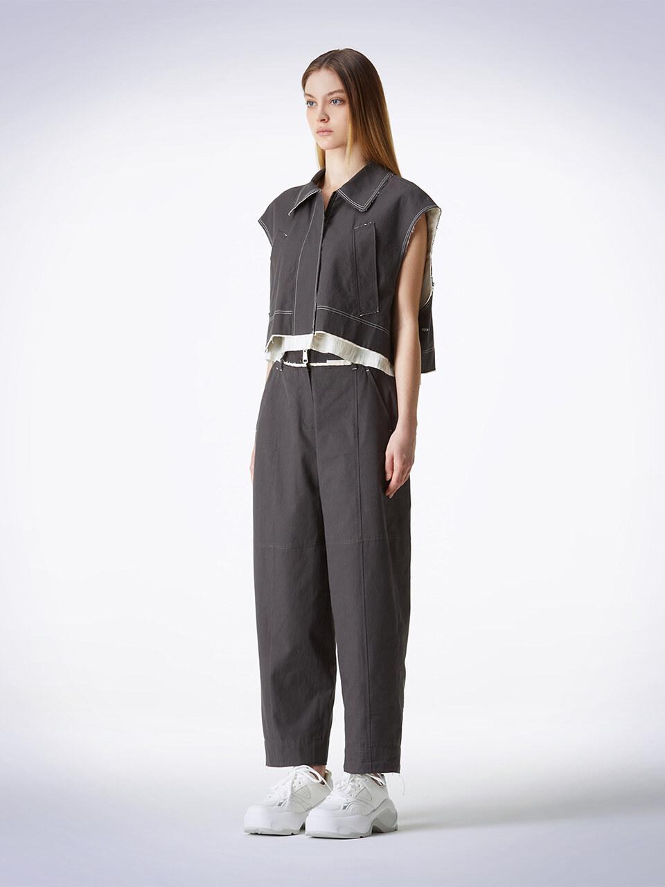 HAUS 072C BOONIN VEST DARK GREY
