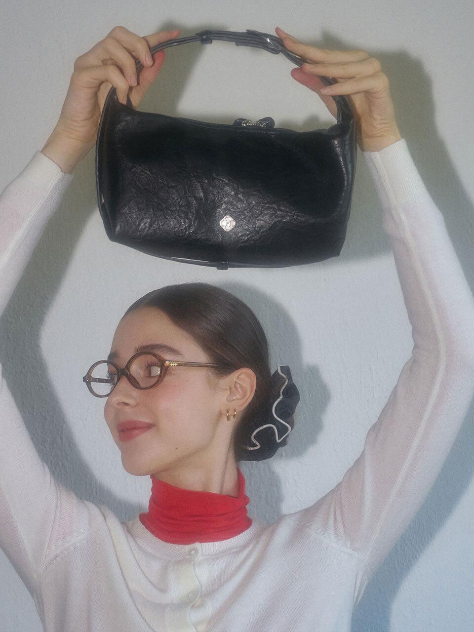 Heeari Buckle Adjustable Vegan Leather Hobo Bag [Black]