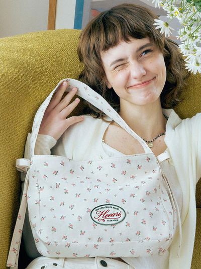 Heeari Lily Ribbon Tote Bag_Floral