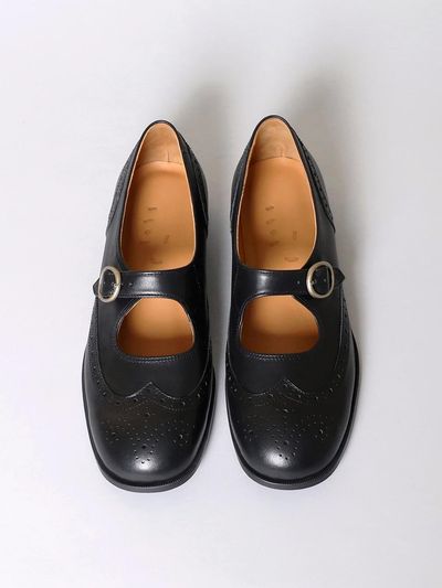 heenn Wingtip Brogue Mary Jane . Black