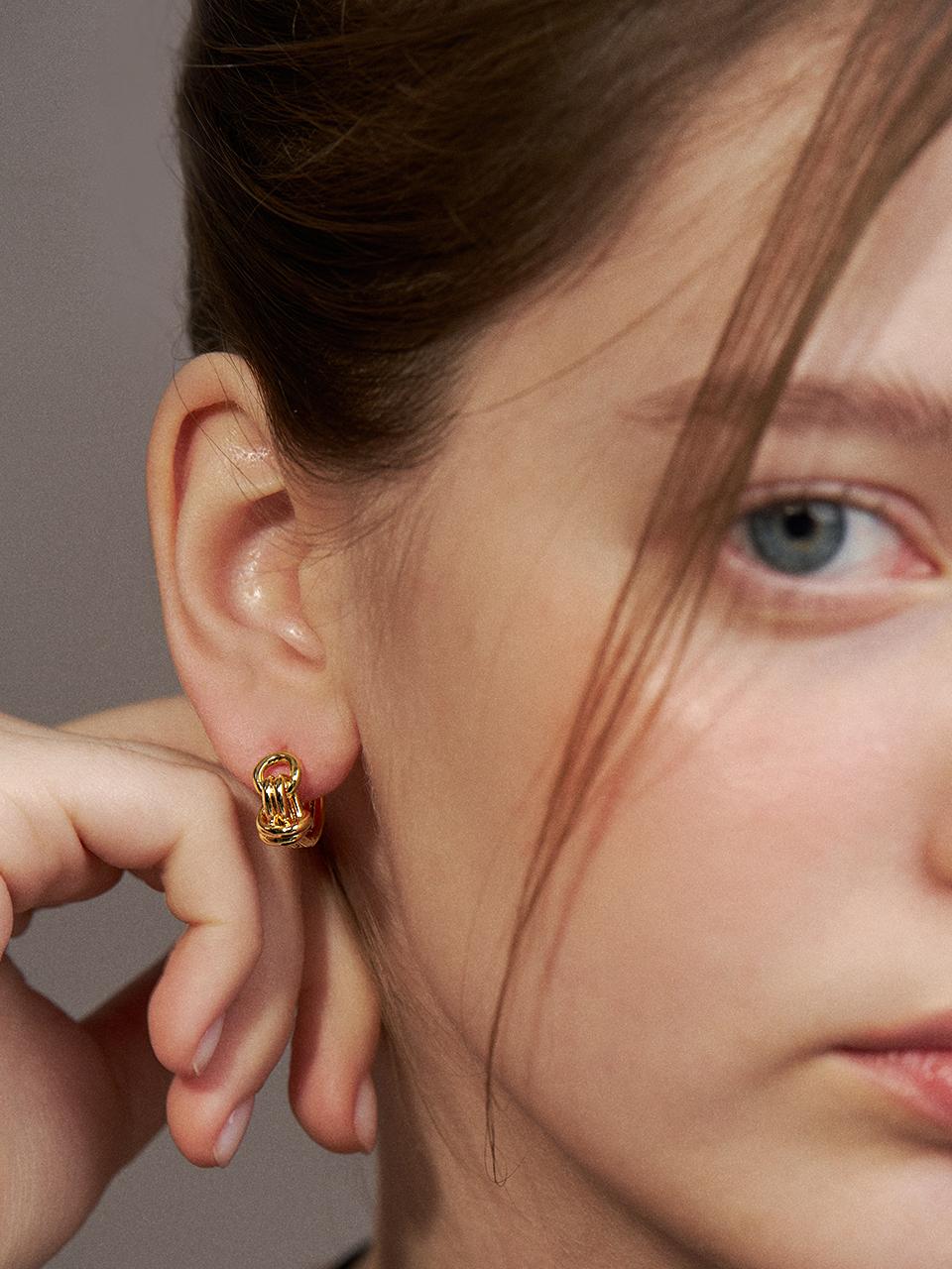 Hei Belt One-Touch Earrings