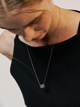 Hei bold lilies pendant necklace