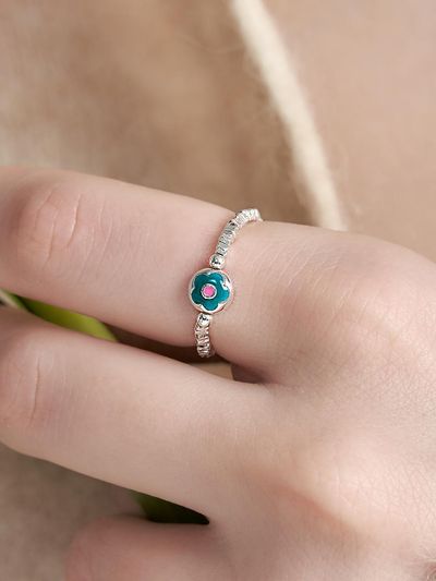 Hei Flower Ring
