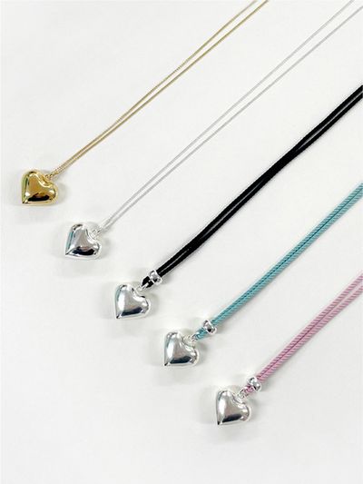Hei Pounding Volume Heart Necklace