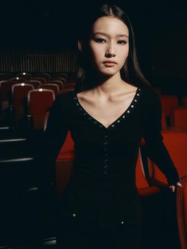HELENE PARIS Snap neckline long sleeve top [Black]