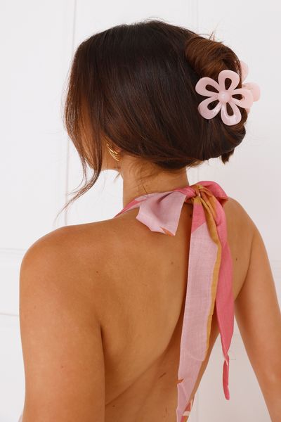 Hello Molly Buttercup Claw Clip Pink