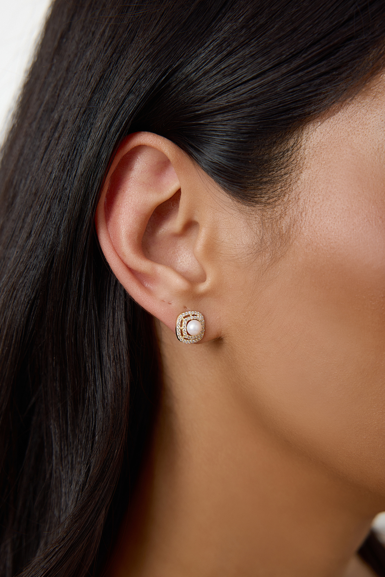 Hello Molly Dinner Dates Earrings Gold