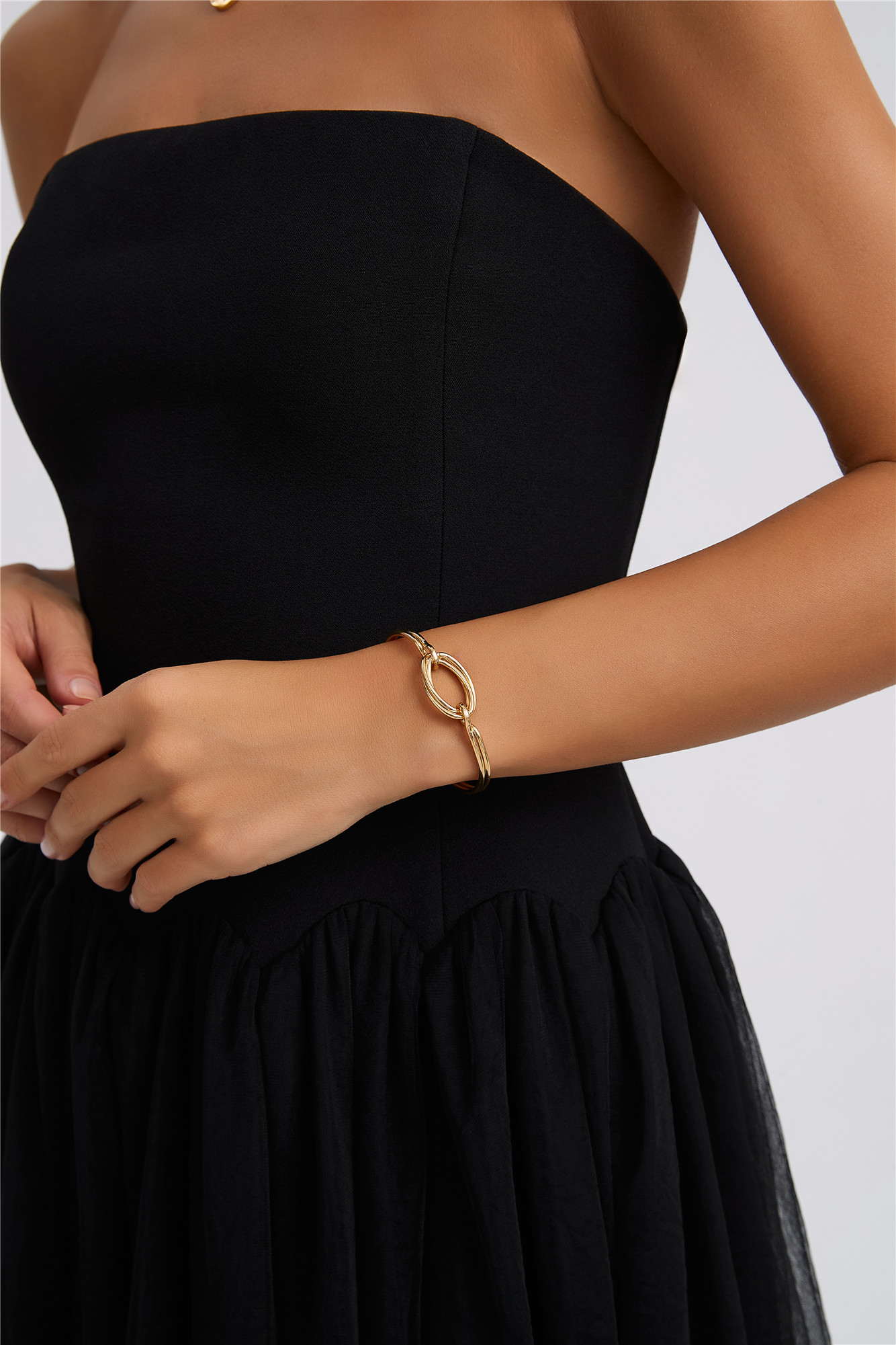 Hello Molly Hot Girl Mode Bangle Gold