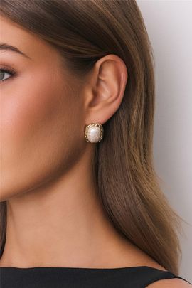 Hello Molly Jewels Lover Earrings Gold