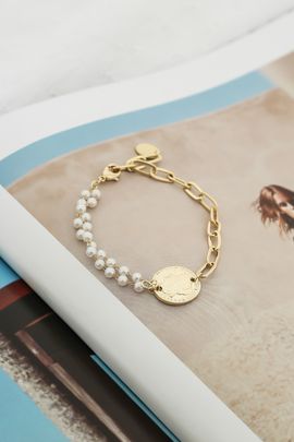 Hello Molly Lucky Coin Bracelet Gold