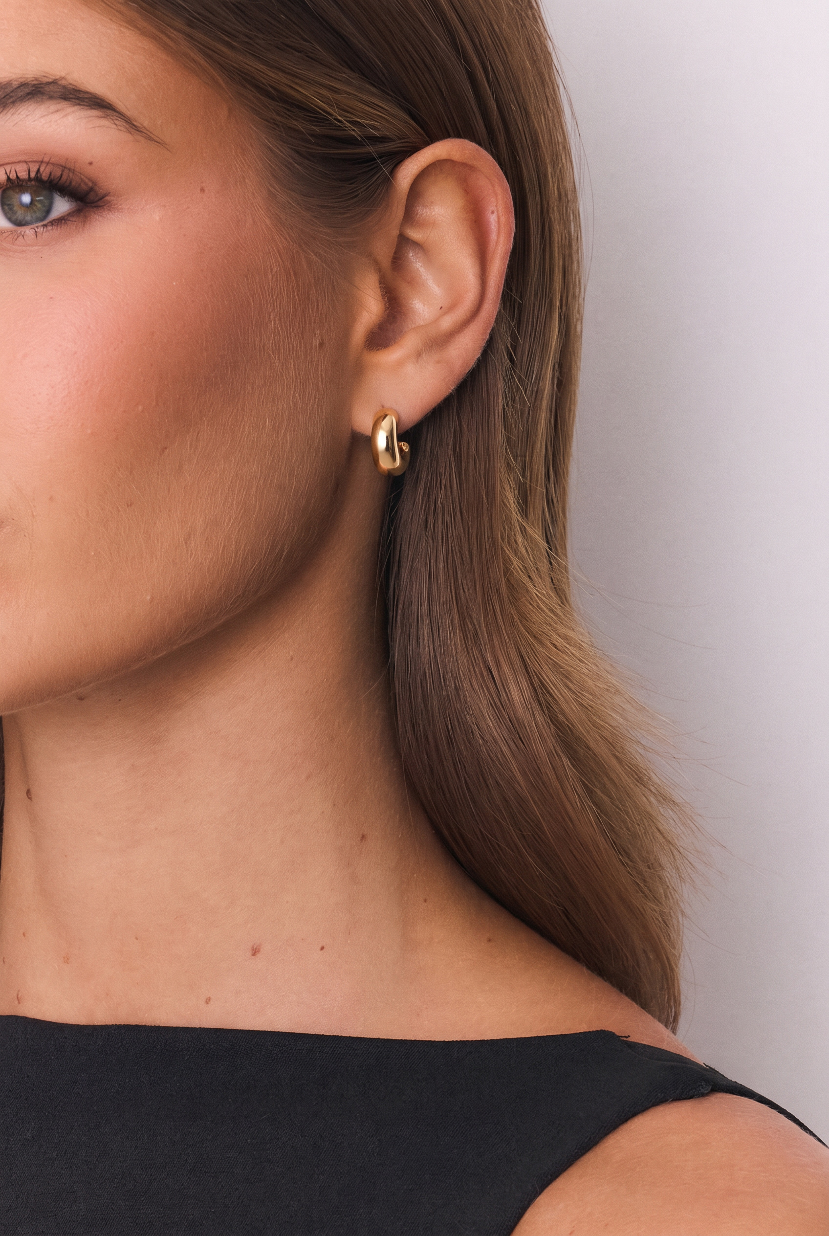 Hello Molly Secret Lover Earrings Gold