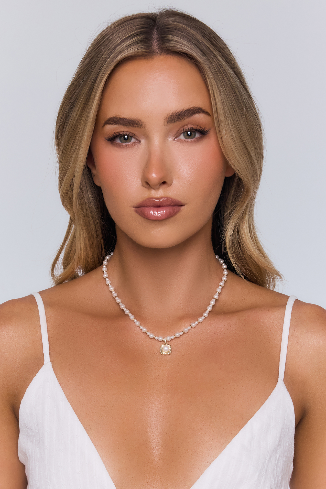Hello Molly Shine With Grace Necklace Pearl