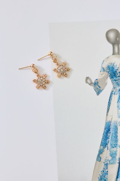 Hello Molly Snow Falling Earrings Gold