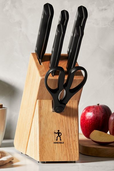 Henckels Henckels Dynamic 7-pc Knife Block Set in Stainless Steel at Urban Outfitters