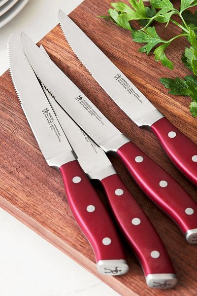 Henckels Henckels Forged Accent 4-Piece Steak Knife Set in Red at Urban Outfitters