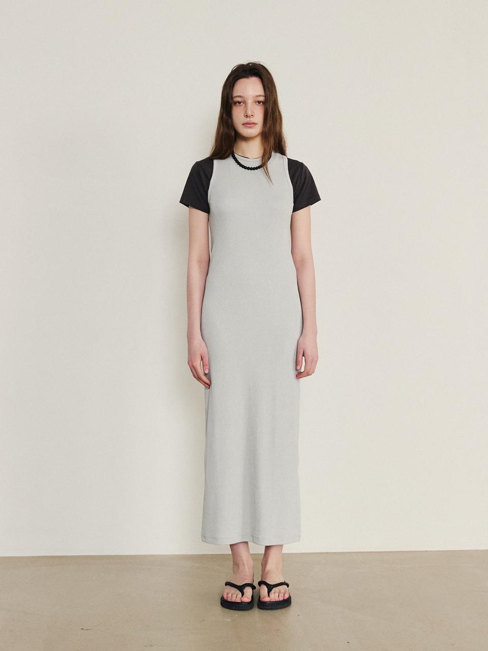 HESS Pigment Halter Dress [Light Khaki]