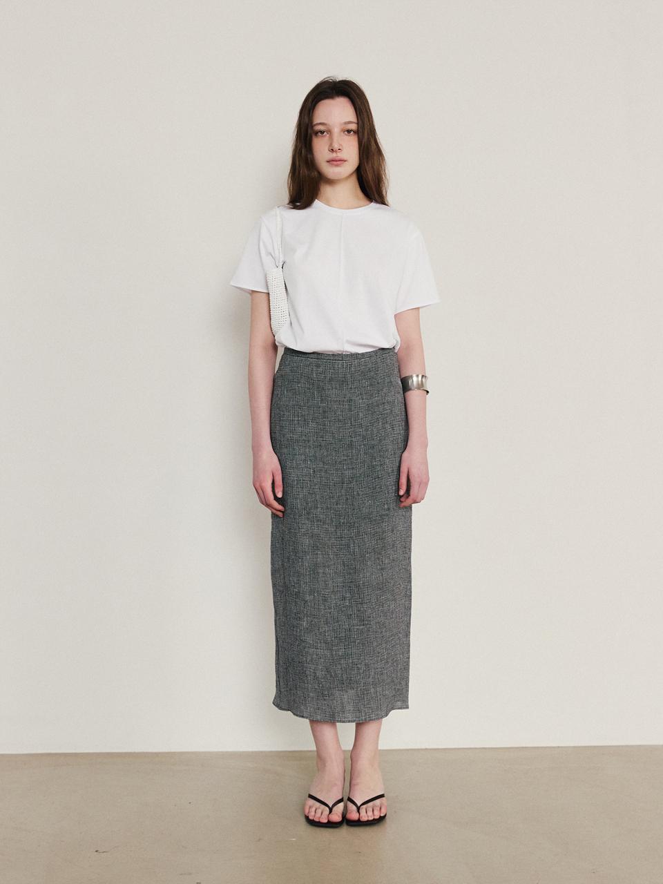 HESS Point Line Basic T-Shirt [White]