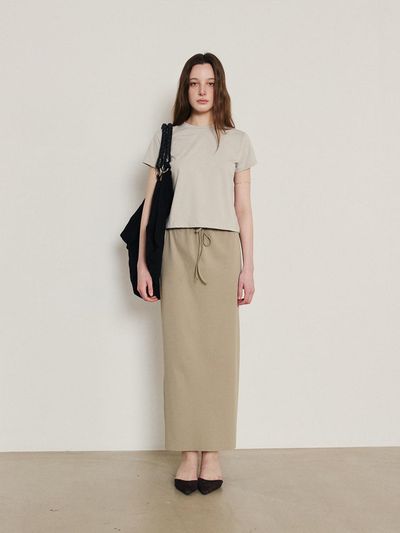 HESS Silky Back Logo Tee [Beige]