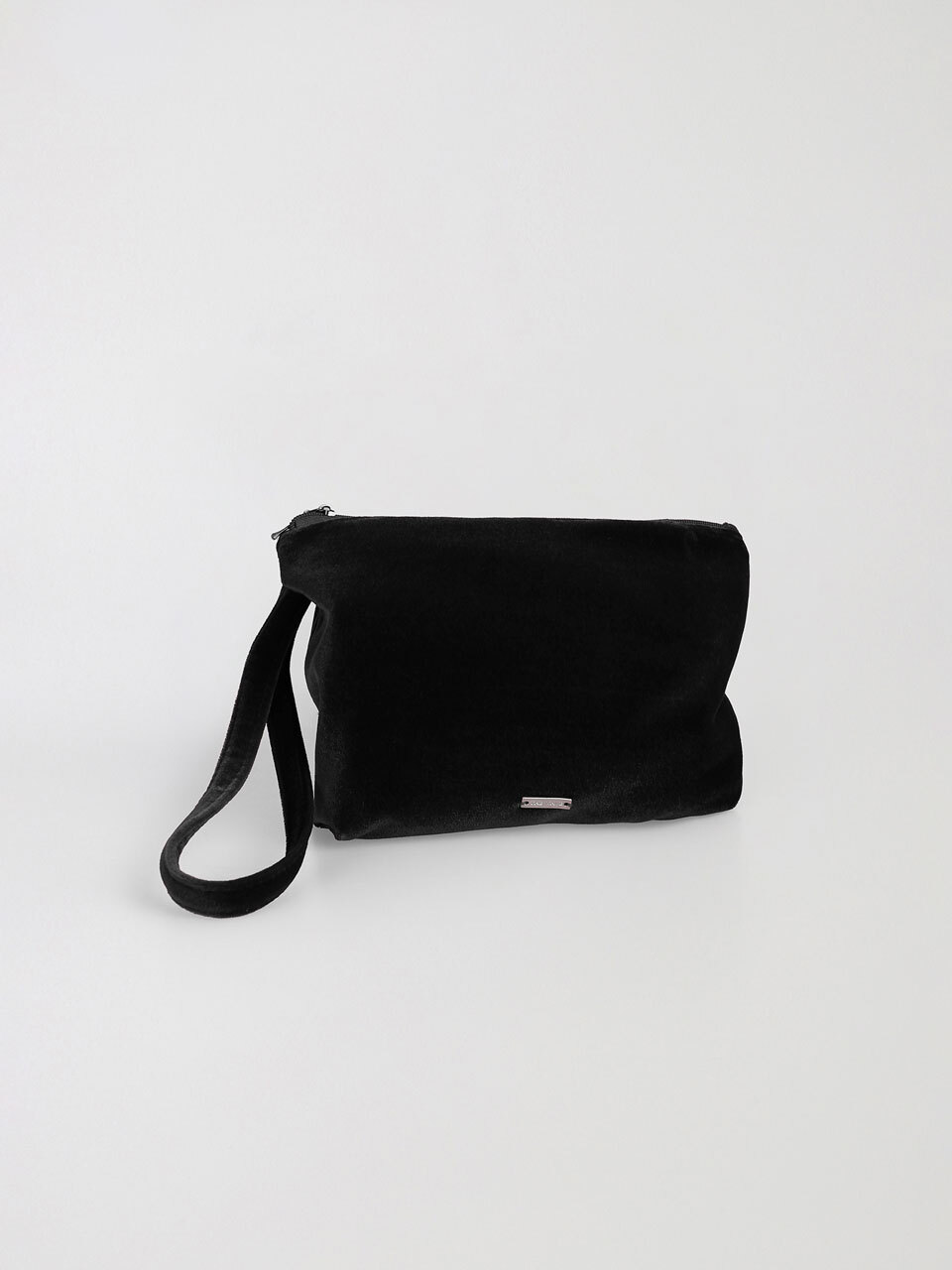 HESS Velvet Pouch_Black