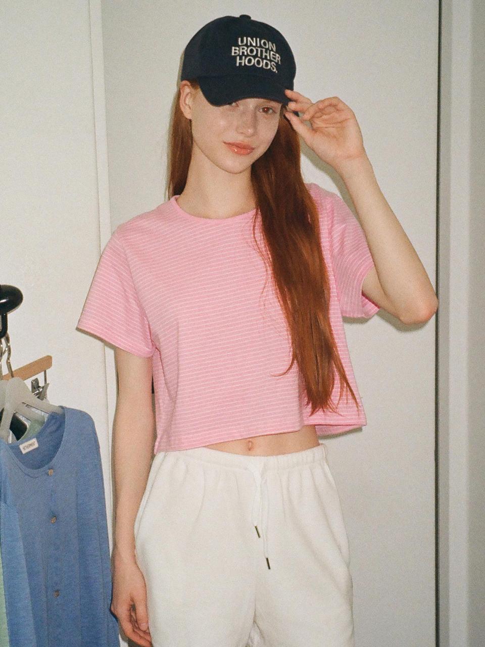 hetherment routine stripe crop t-shirts (pink)